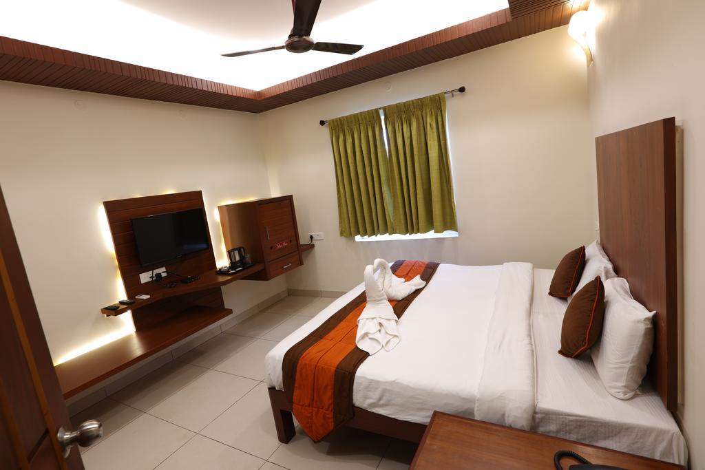Raj Residency Hotel Pondicherry Exterior foto